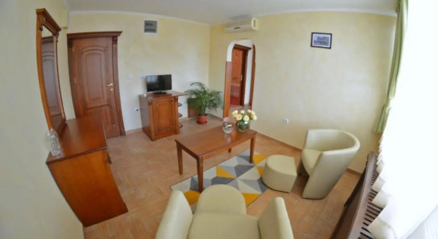 Suite Central West Hotel