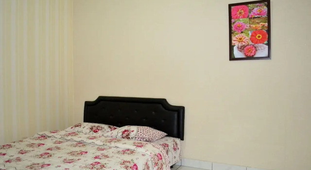 Villa Vila Bunga Merah Gelatik