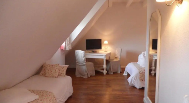 Семейный номер Standard Hôtel Restaurant Verger des Châteaux, Route des vins Haut-Koenigsbourg