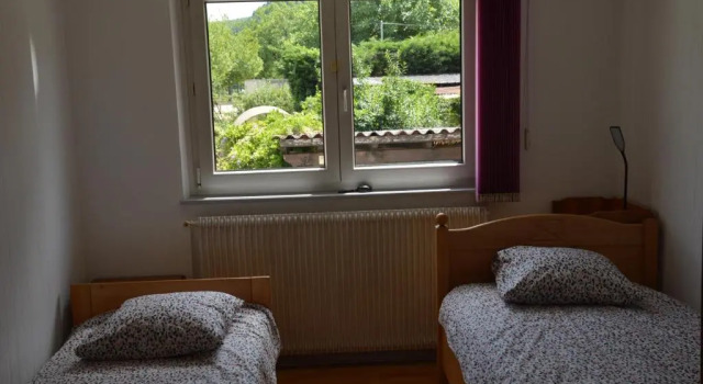 Gîte Les Glycines 68230 TURCKHEIM, Забронировать Отель Отели Alsace Wine Route с парковкой, Парковка