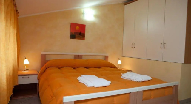Апартаменты с 3 комнатами B&B Casa Mauro