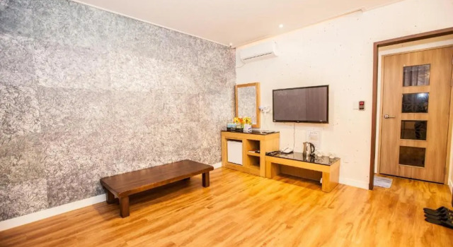 Двухместный номер Standard Pungnam Tourist Hotel