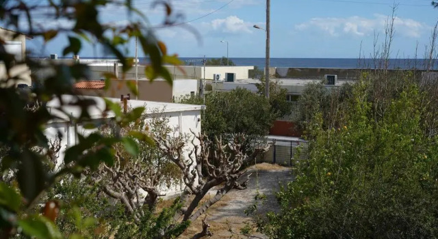 Achinos *2, Seaside, between Ierapetra & Myrtos!, Забронировать Отель Отели East Crete с парковкой, Парковка