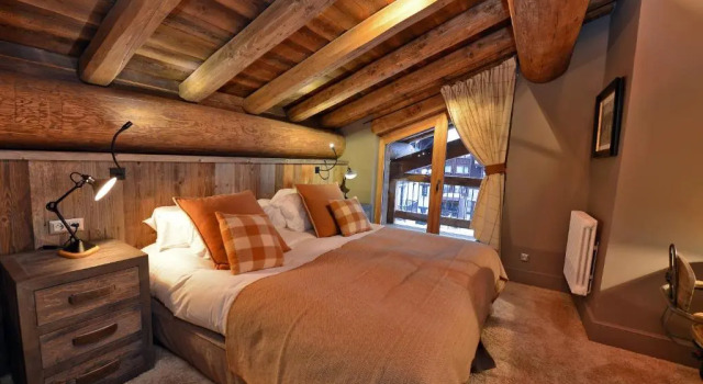Maison de Famille Les 5 Frères, Boek Hotel Hotels in Espace Killy met parkeren, Parkeren