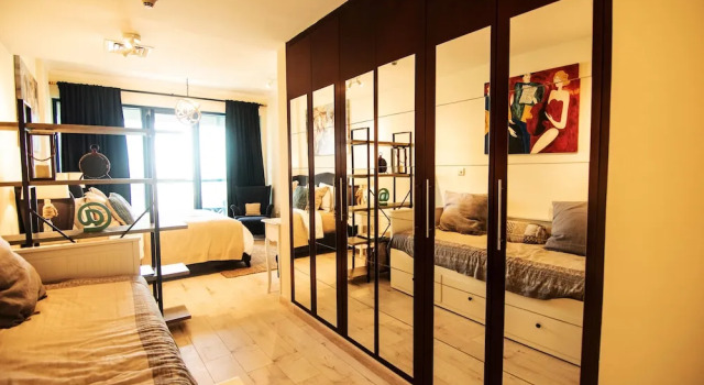 Lux BnB I X1 Tower I Golf Course & Sea Views, Забронировать Отель «постель и завтрак» Джумейра , рядом с Остановка трамвая Marina Towers