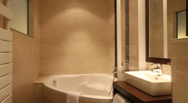 Трёхместный номер Superior Hotel Choiseul Opera