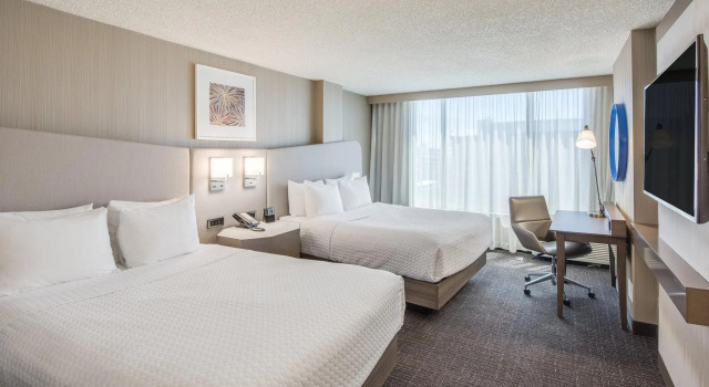 Четырёхместный номер Standard Sonesta Denver Downtown