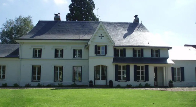 Manoir de lAs de Trèfle, Book Bed and Breakfast  