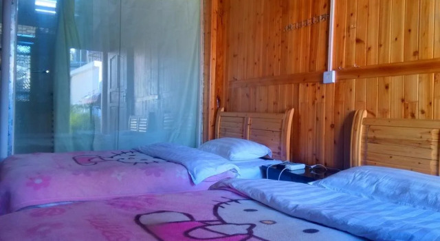 Tuo Tuo Guest House, Забронировать Гостевой дом Лицзян Юньнань, рядом с Улица Сквер-стрит Древнего города Даянь