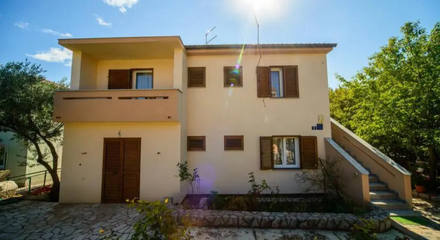 Apartment Sadije, Prenota Appartamento Kornić 