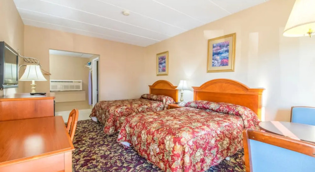 Четырёхместный номер Standard Bay Harbour Motor Lodge