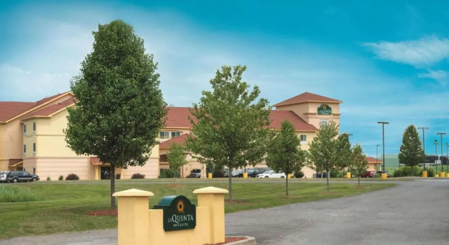 Номер Standard Comfort Inn & Suites Verona at Turning Stone Resort Casino