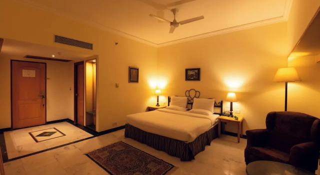 Номер Deluxe A' Hotel Ludhiana
