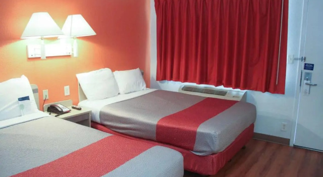 Четырёхместный номер Deluxe Motel 6-Lufkin, TX