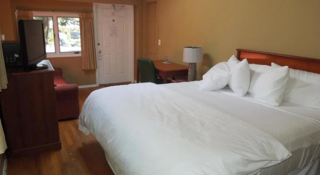 Номер Standard Hamlet Inn - PASSES TO COOPERS BEACH