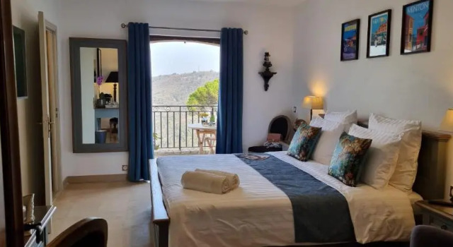 Номер Deluxe с видом на сад Loup Castel Boutique Hotel B&B