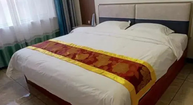 Люкс Comfort Grassland Red Theme Hotel
