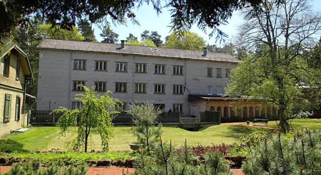 Summer hostel Kaija, Book Hostel / Vandrerhjem Hostels i Jurmala, Hostel / Vandrerhjem