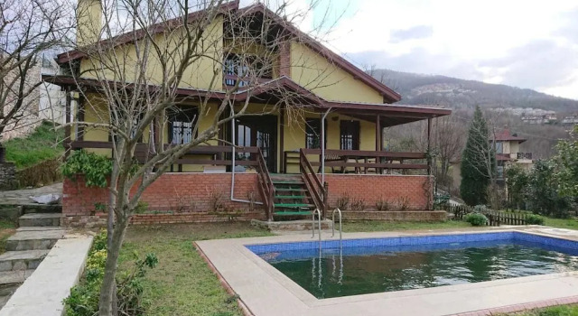 Sapanca Villa Isengard, Varaa Villa Hotellit Marmara-alue pysäköinnillä, Pysäköinti