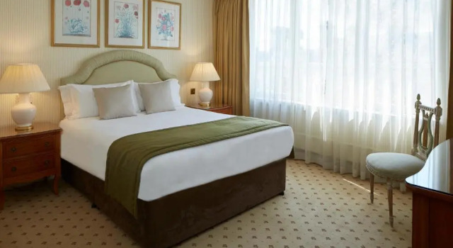 Апартаменты Luxury с 3 комнатами Cheval Thorney Court at Hyde Park