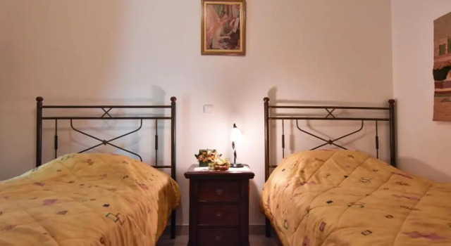 Коттедж Villa Mirsini, a 5 minute walk from 2 beaches