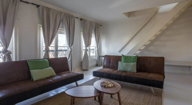 Grand American Penthouse 43, Забронировать Отель Антверпен провинция Антверпен, рядом с Железнодорожный вокзал Антверпен-Южный