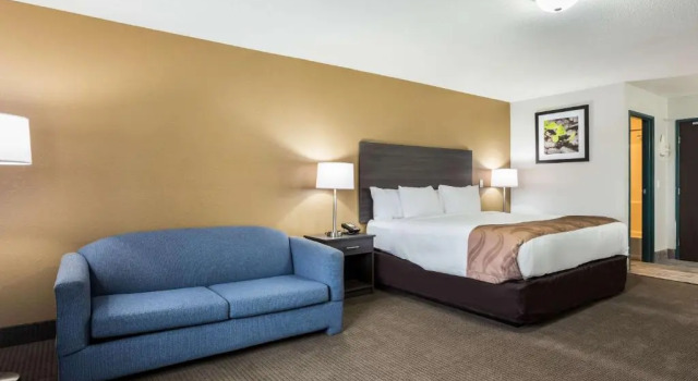 Sviitti Days Inn - Clare