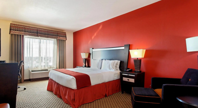 Двухместный номер Standard Holiday Inn Express Hotel and Suites - Odessa by IHG
