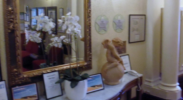 Hotel Claremont Guest House, Book Guesthouse South Yarra 