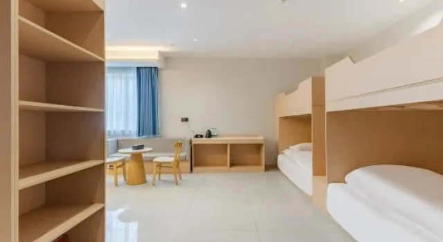 Кровать в общем номере WanYoo Esports Hotel