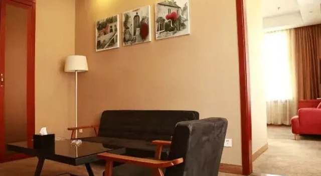Люкс Deluxe Maiwei International Hotel