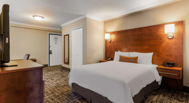 Best Western Ville-Marie Montreal Hotel & Suites