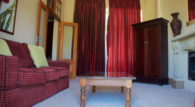 Leeuwenhof Country Lodge & Garden Spa, Book Ferieresort Nylstroom 