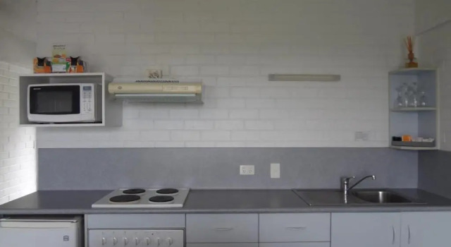 Студия Adina Place Motel Apartments