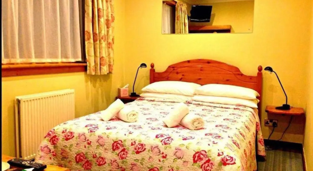 Buttonboss Lodge B&B, Prenota Bed & breakfast Pitlochry Perthshire