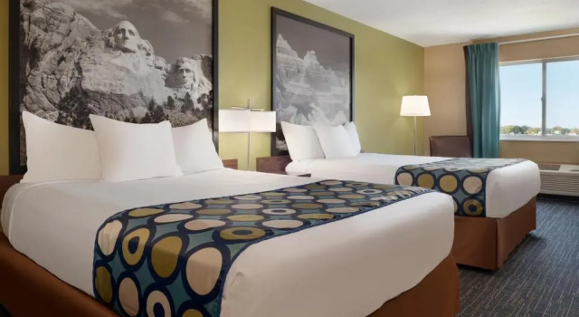 Четырёхместный номер Standard Super 8 by Wyndham Sioux Falls