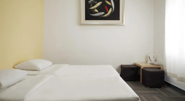 Agora Hotel