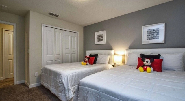 Modern Decor, Waterview W/splashpool, Bbq-1636str 4 Bedroom Townhouse by RedAwning, Varaa Hotelli Kissimmee Kissimmee