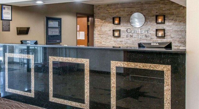 Comfort Inn & Suites Taylor - Detroit, Rezervați Hotel Taylor Detroit Metropolitan Area