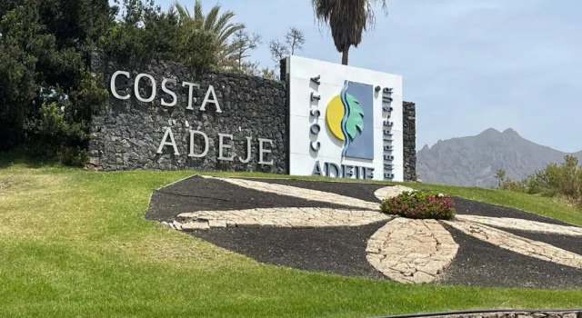 Апартаменты Luxury Apartment fronte piscina Mareverde A&V Costa Adeje