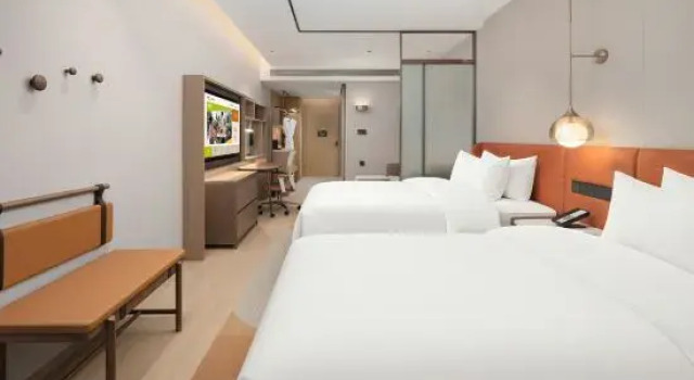 Капсула Home2 Suites By Hilton Jinan West Railway Station East Square