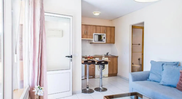 Corralejo Dunes Apartment Papaya with Pool & Wifi- Only 300m to the Beach by Holidays Home