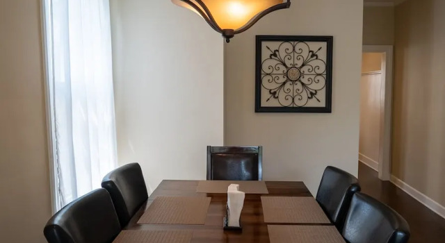 Апартаменты Standard The Roscoe Village Guesthouse