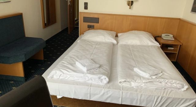 Одноместный номер Economy с балконом Karaman Group Hotel