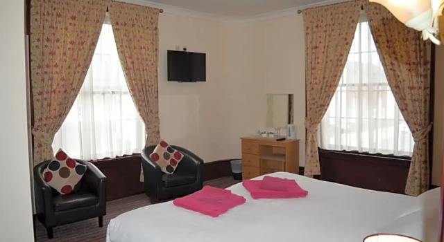 Номер Standard The Globe Hotel