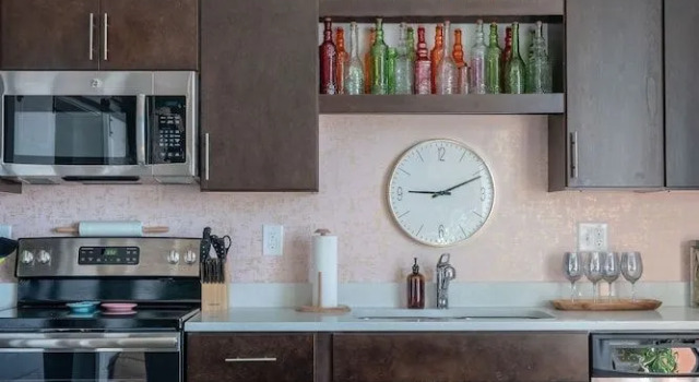Bohemian Luxe Apartment Near Hip Venues in The Nations, Prenota Appartamento Hotel a Tennessee con parcheggio, Parcheggio