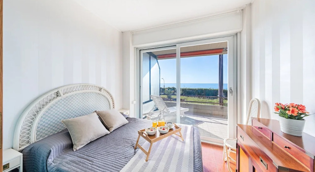 La Brise Apartment by Wonderful Italy, Забронировать Апартаменты/квартира Отели Сан-Ремо с парковкой, Парковка