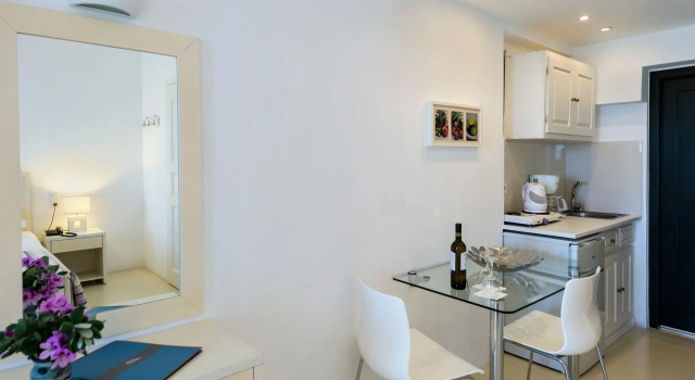 Студия Kalypso Hotel