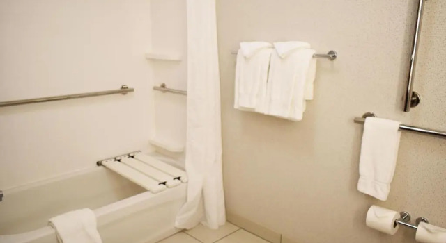 Номер Standard Holiday Inn Express Grover Beach-Pismo Beach Area by IHG