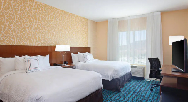 Четырёхместный номер Standard Fairfield Inn & Suites by Marriott Tucumcari